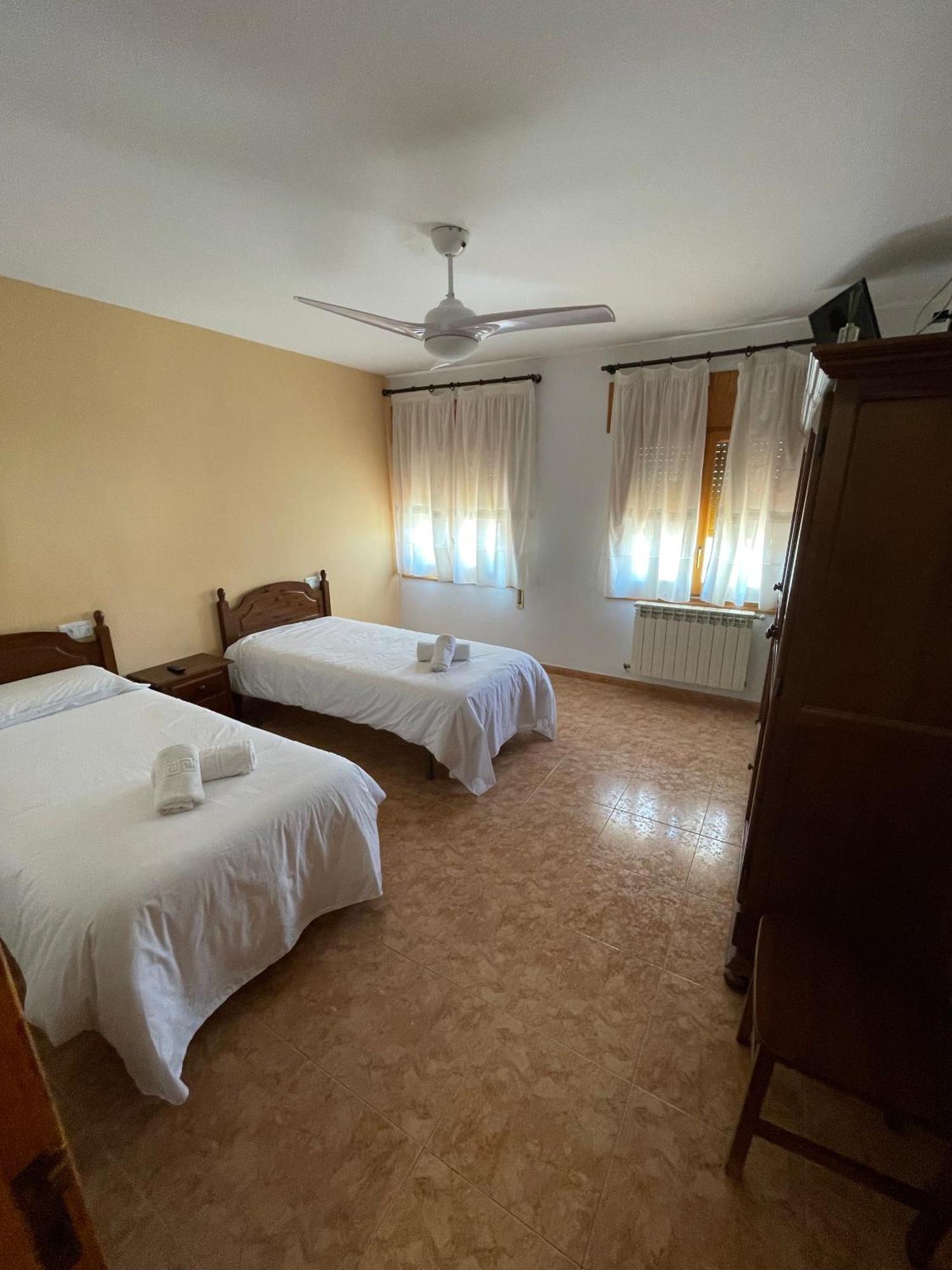 Hostal La Rurala Estopanya Estopinan del Castillo Екстер'єр фото
